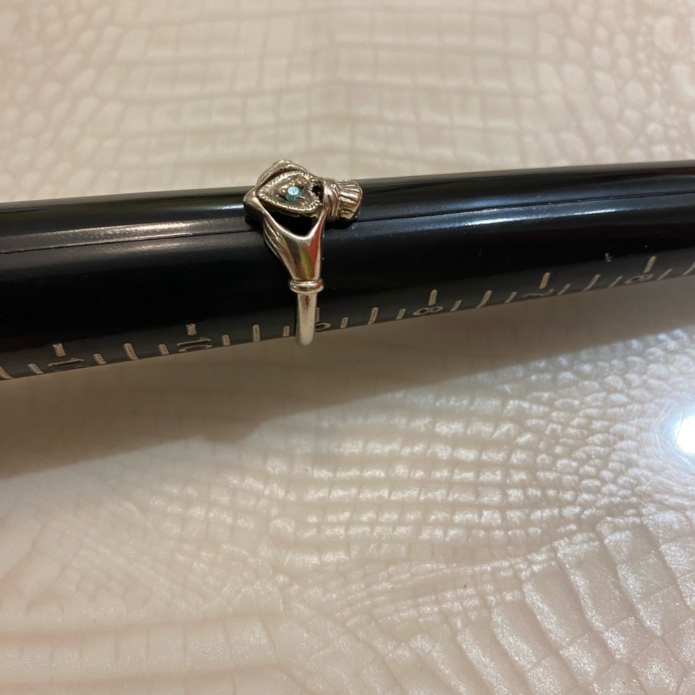 Silver ring - Picture 5 of 8